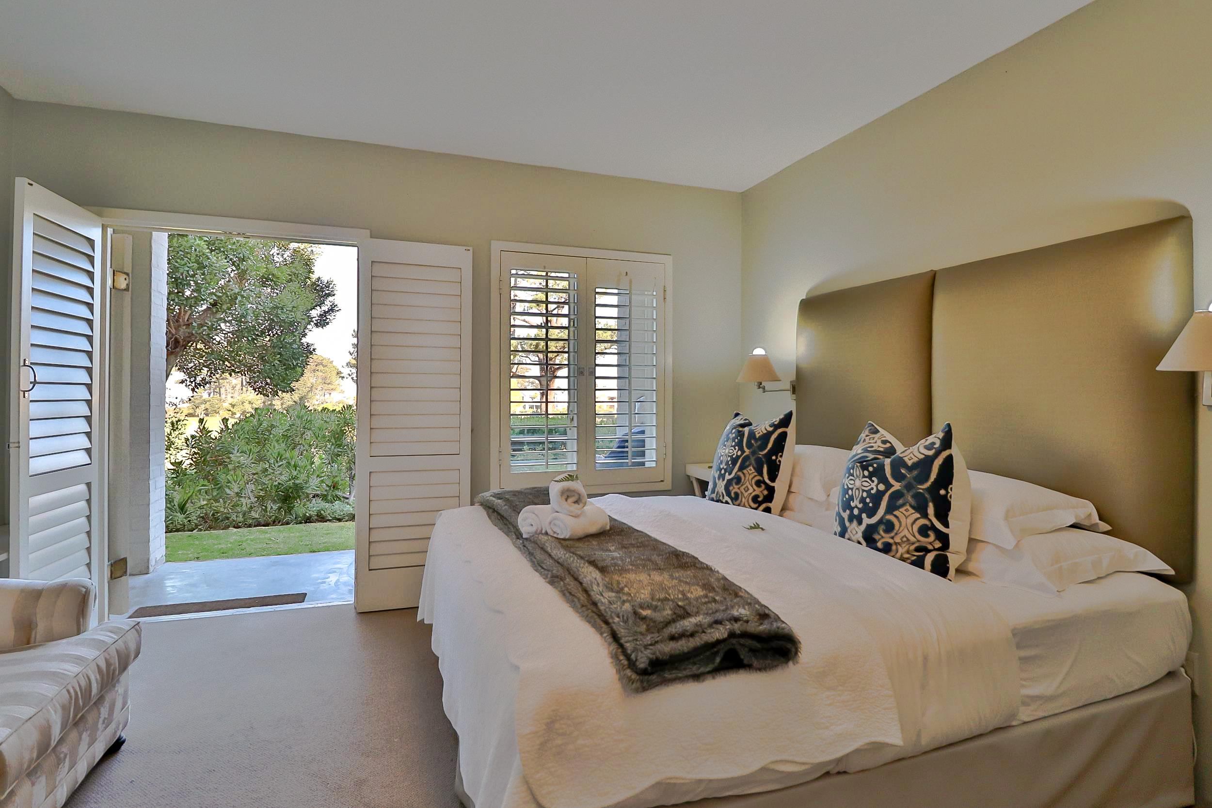 Hermanus Lodge On The Green - Solar Power Exterior foto