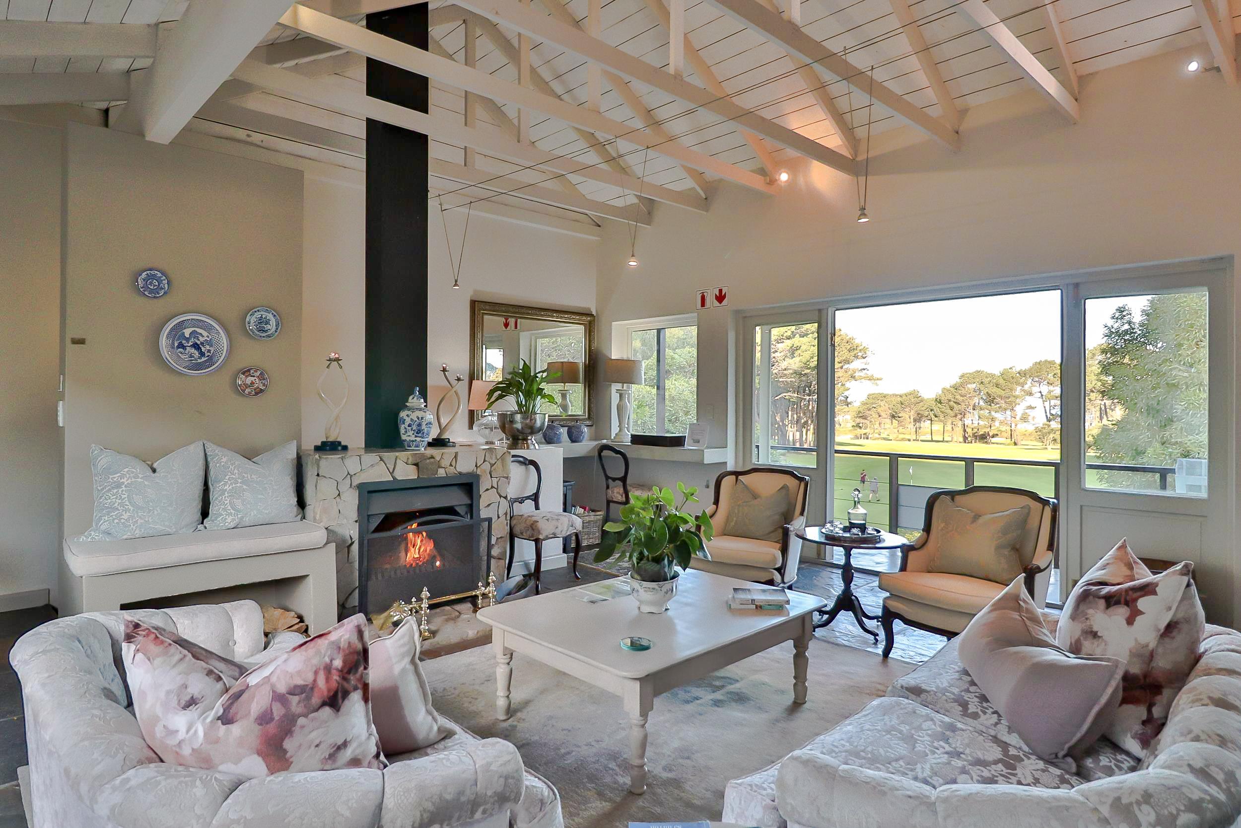 Hermanus Lodge On The Green - Solar Power Exterior foto