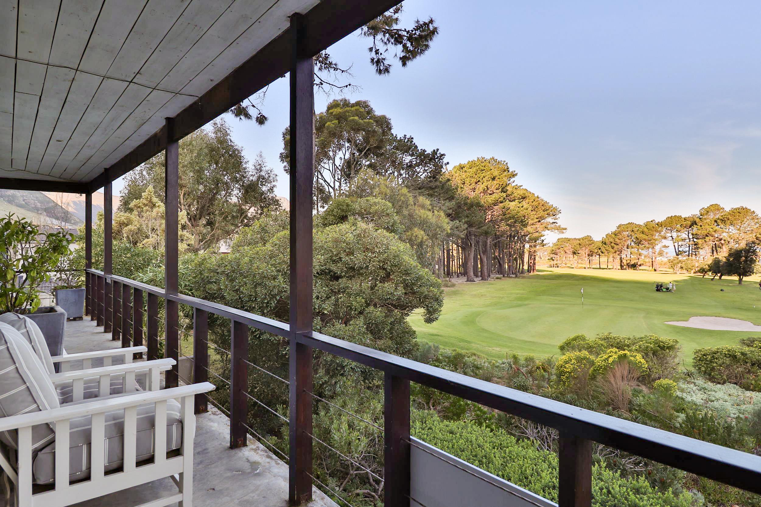 Hermanus Lodge On The Green - Solar Power Exterior foto