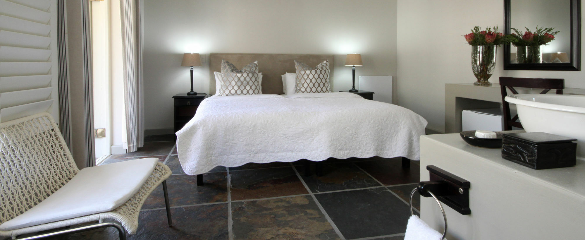 Hermanus Lodge On The Green - Solar Power Exterior foto