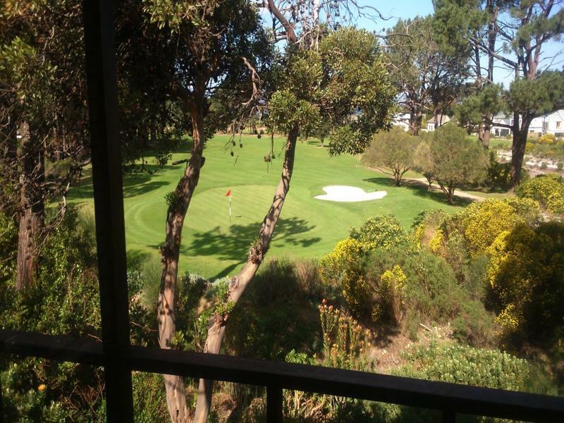 Hermanus Lodge On The Green - Solar Power Exterior foto
